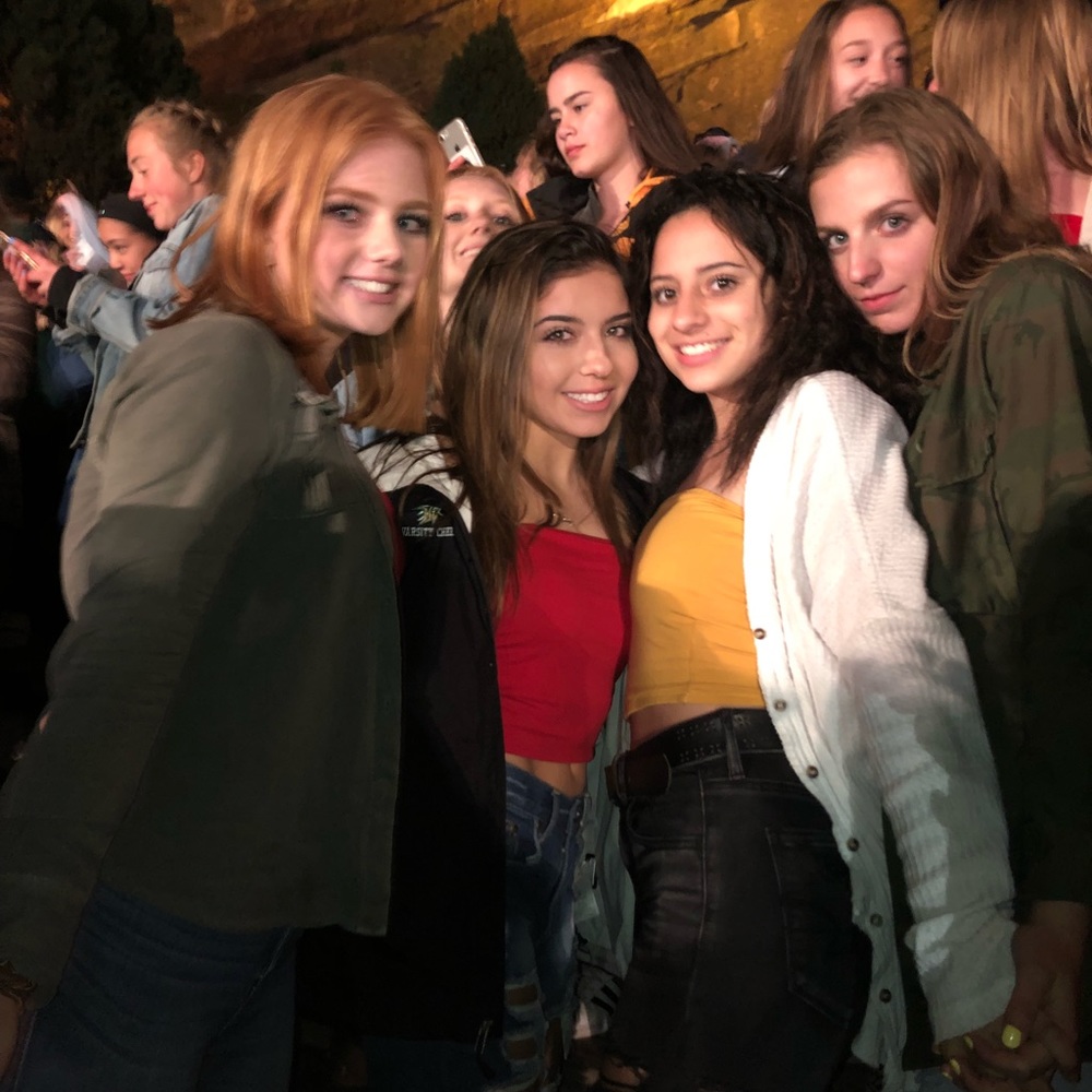 Meet your Posher, Stella